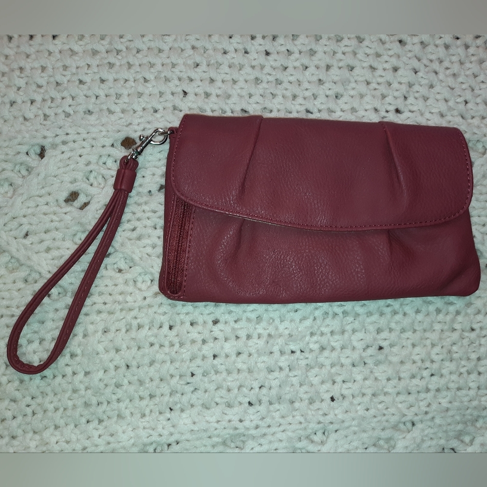 Red Wristlet Clutch Purse Classic, Elegant with Textured Finish NWOT